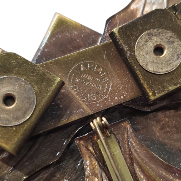 WEST GERMANY Vintage Massive Leaf Onyx Crystal Necklace & Earrings - Picture 7 of 7